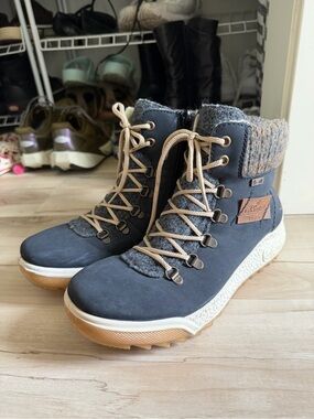 Rieker Navy and Tan Side Zip Winter Boots Size 7